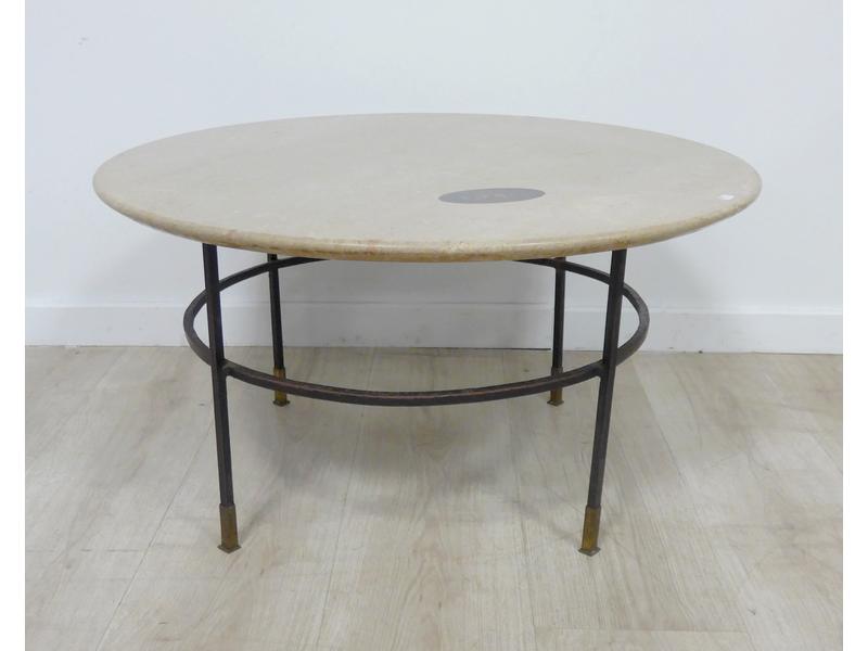 TABLE BASSE circulaire à piétement en bronze...