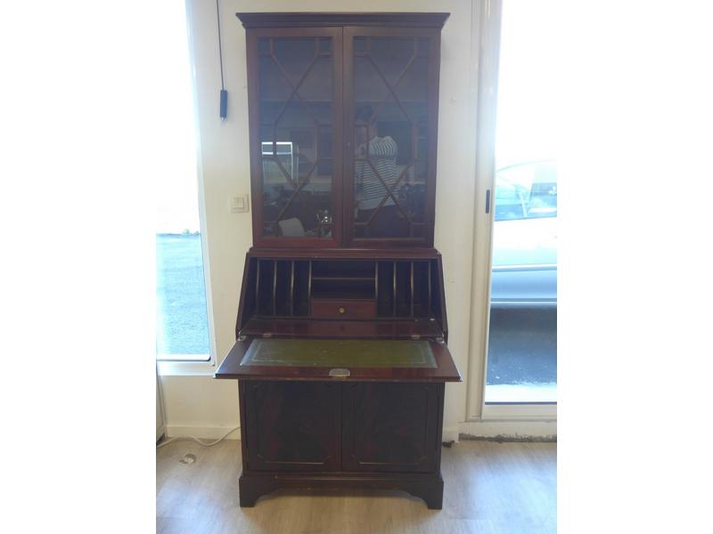 BUREAU SCRIBAN en acajou et placage d'acajou...