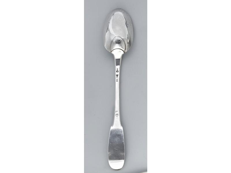 CUILLERE à ragoût en argent, modèle uni plat...