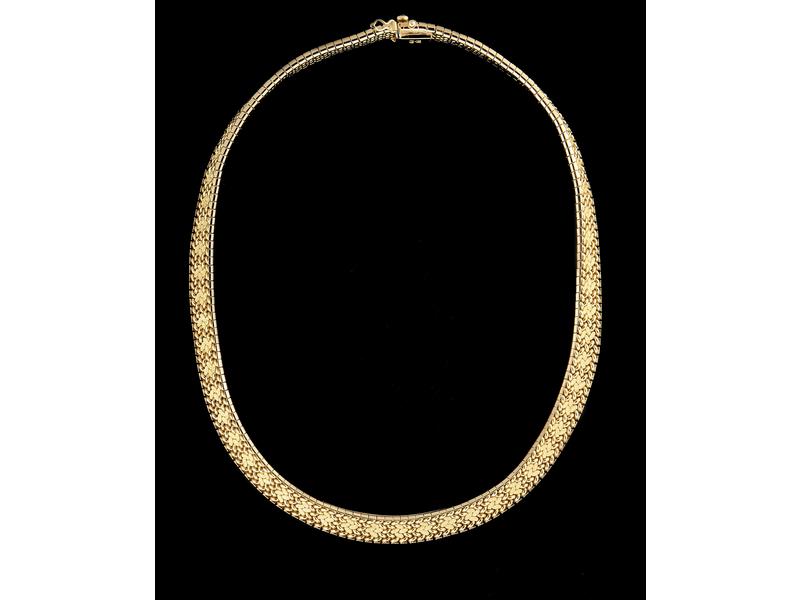 COLLIER à mailles souples tressées en or...