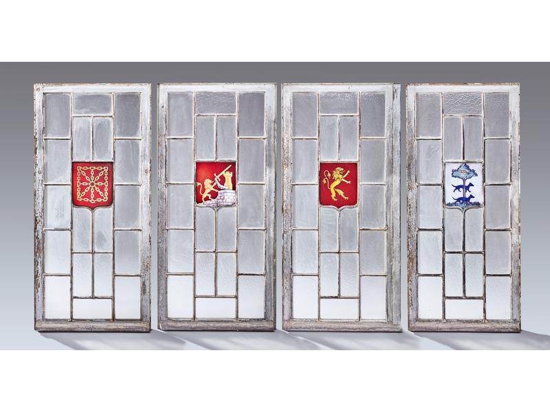 SUITE DE QUATRE PORTES EN CARREAUX DE VERRE,...