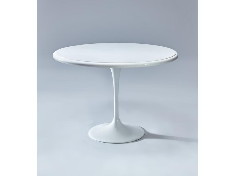 Eero SAARINEN pour KNOLL INTERNATIONAL é...