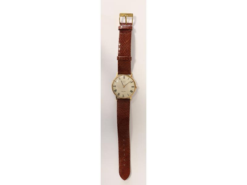 LONGINES