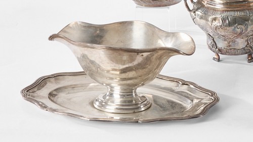 SAUCIERE double sur dormant en argent (950),...