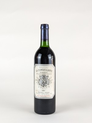 1 Blle CH. LA CONSEILLANTE Pomerol 1987.
