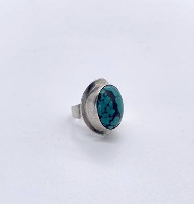 BAGUE en argent (925) sertie d'une turquoise...