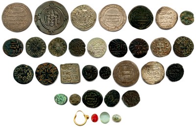 LOT de 29 monnaies Orient latin, Islam, Sicile,...