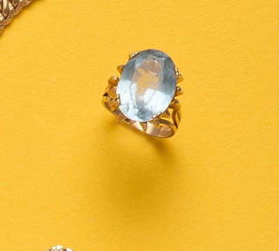 BAGUE SPINEL bleu synthétique en or (750...
