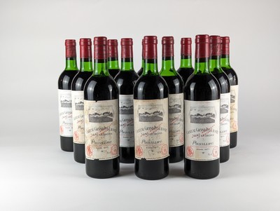12 Blles CH. GRAND PUY-LACOSTE. Pauillac...