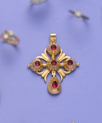 PENDENTIF CROIX REGIONALISTE en or (750)...