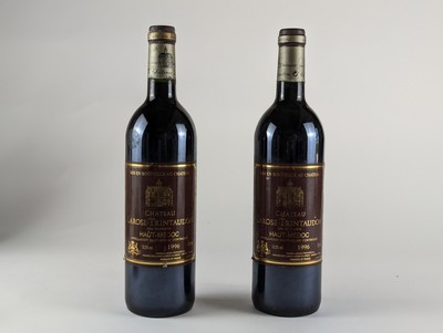 2 Blles CH. LAROSE-TRINTAUDON Haut-Médoc...