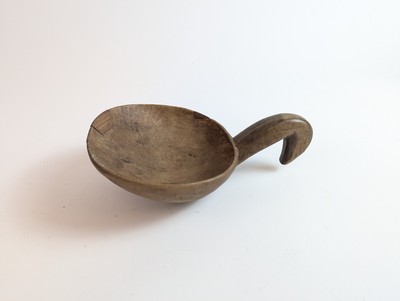 CUILLERE A CRÊMER monoxyle.