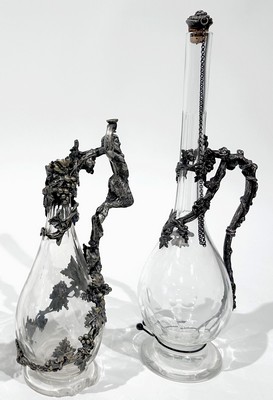 LOT DE TROIS CARAFES en verre soufflé sur...