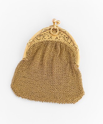 PETITE BOURSE en or (750) deux tons à décor...