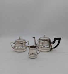 SERVICE ÉGOÏSTE en argent (935), de forme...