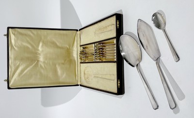 SERVICE A GLACE, modèle Art Déco en métal...