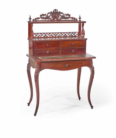 PETIT SECRETAIRE type Bonheur-du-jour, en...
