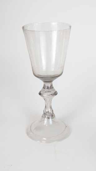 VERRE à pied balutsre en verre soufflé t...