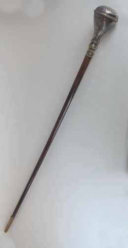 BELLE CANNE DE TAMBOUR MAJOUR, à fût en bois...