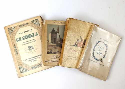 [ILLUSTRÉS MODERNES]. Ensemble de 4 volumes...