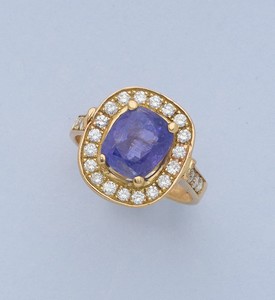 BAGUE en or (750) ornée d'une tanzanite de...