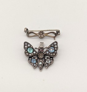 BROCHE-PENDENTIF en argent (800) à décor...