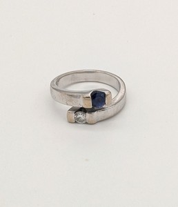 BAGUE Vous et Moi en or gris (750) avec diamant...